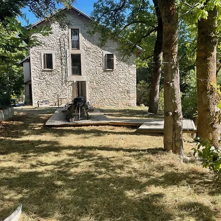 بيت للعطل Du Parc Le Lilas